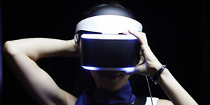 PS VR PS4旧版机型可以使用吗？ 哪款都可以，放心买买买吧！