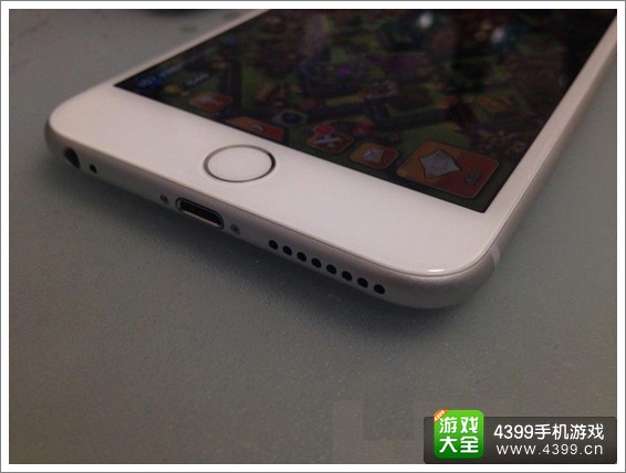 用iPhone6 Plus玩部落冲突