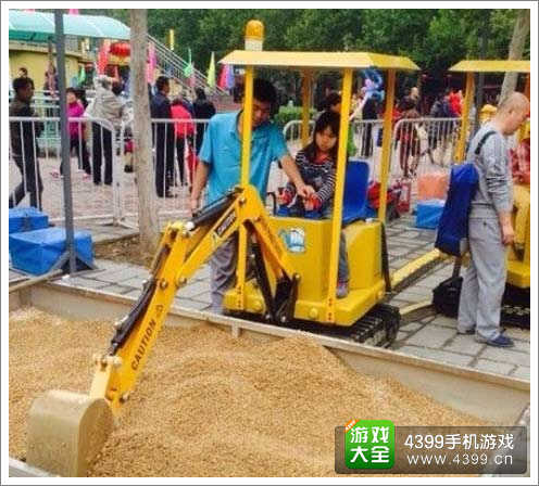 真人学习挖掘机
