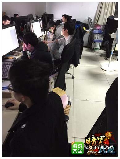 暗黑战魂安卓首测项目组苦逼工作图曝光