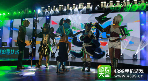 英雄联盟Cosplay