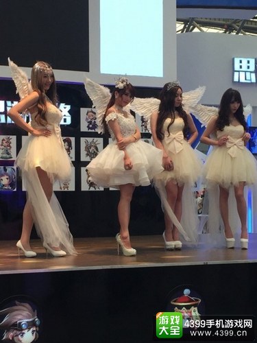 cj2015showgirl