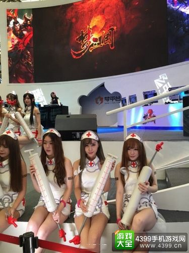 cj2015showgirl