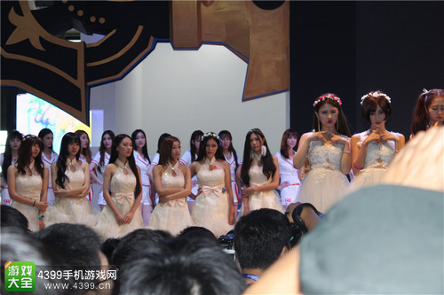 2015CJ最大规模舞台互动 122名SG同台创历史新高