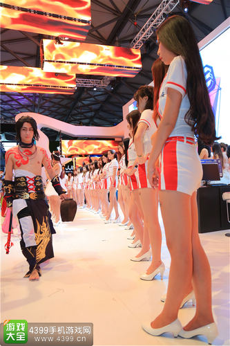 2015CJ最大规模舞台互动 122名SG同台创历史新高