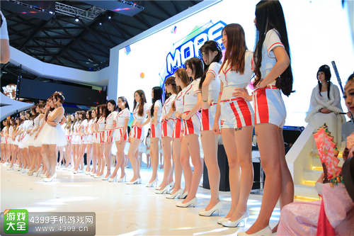 2015CJ最大规模舞台互动 122名SG同台创历史新高