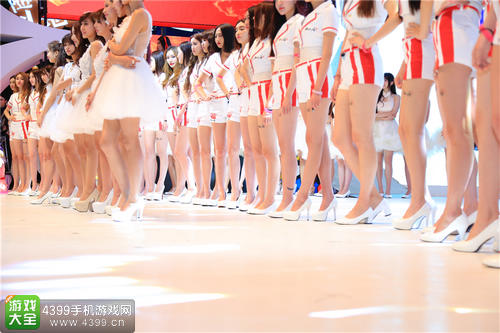 2015CJ最大规模舞台互动 122名SG同台创历史新高