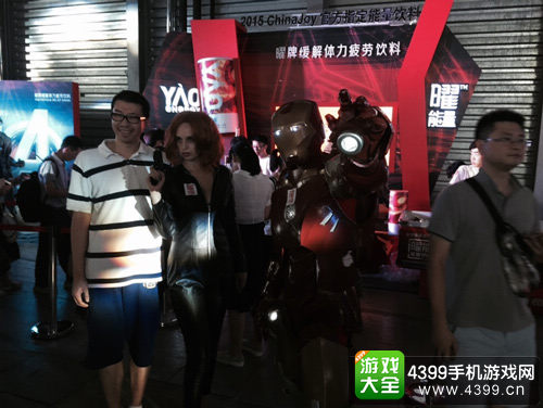 黑寡妇钢铁侠