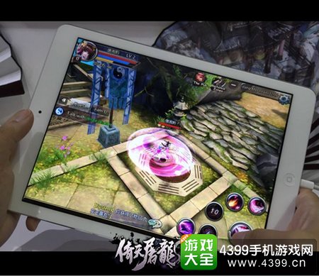 完美携《倚天屠龙记》《遮天》亮相德国科隆2015