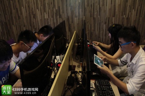 WCA2015《自由之战》城市海选赛战报