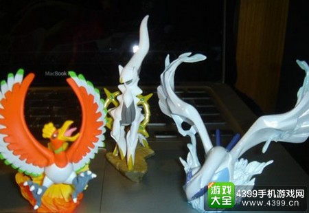 口袋妖怪玩家收藏周边