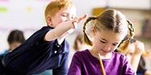 教你做个潜伏者 推荐4款上课玩不会被发现的手游