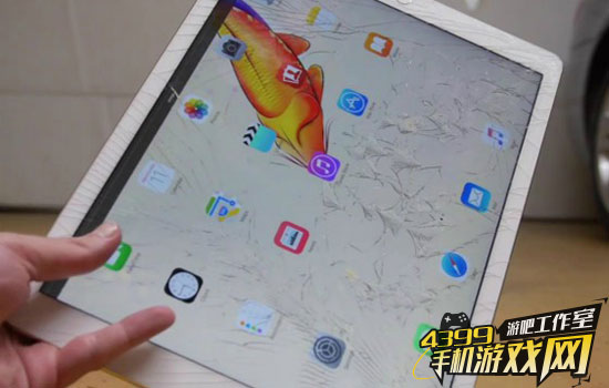 iPad pro 屏幕碎了
