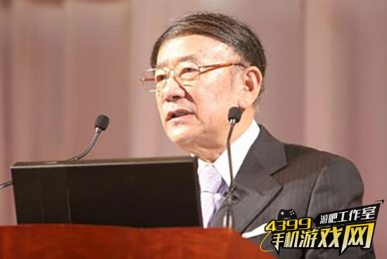 中山隼雄