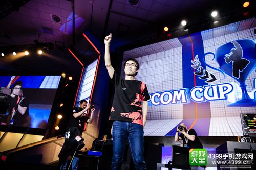 终极街霸4世界冠军诞生 日本选手会师决赛