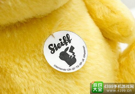 Steiff出品皮卡丘