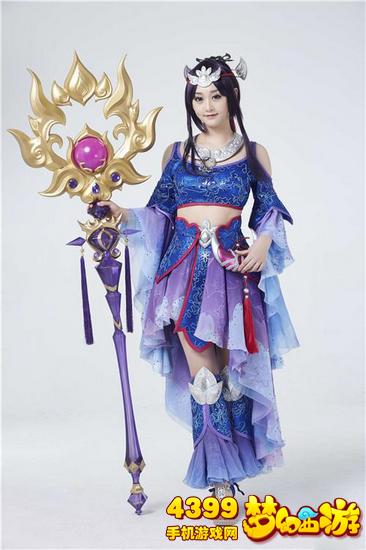 梦幻西游手游嘉年华CosPlay巫蛮儿