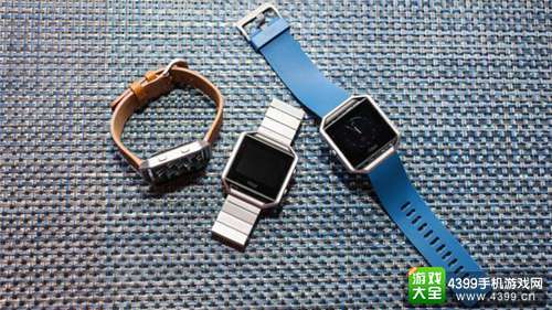 Fitbit Blaze智能手表亮相CES2016 为运动而生