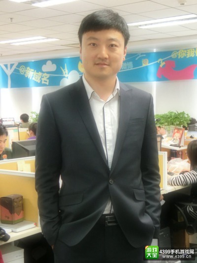 主持人：新浪网游戏事业部总经理，新浪VR总经理 杨振