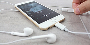 iPhone 7新Lightning耳机测试流出 亦可适配iPhone6