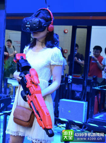 VR大厂商独立展示，eSmart展区以新兴VR外设为主