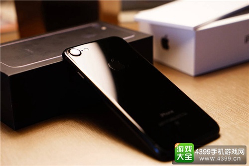 亮黑色iPhone7