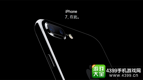 高冷的亮黑色
