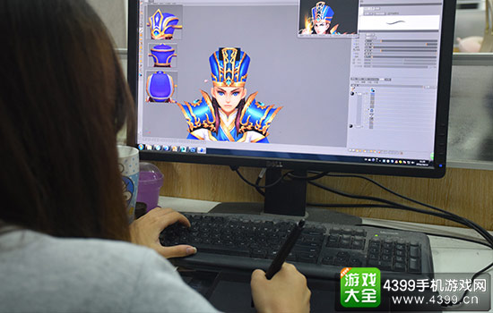 美术妹子修改角色形象中