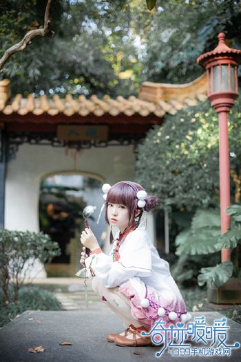 奇迹暖暖玩家COS汤圆套装