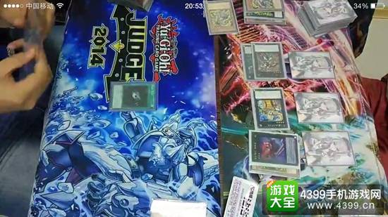 左侧出镜的小编O///O