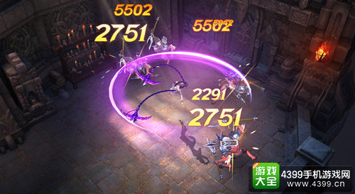 双摇杆操作,带来极致动作体验