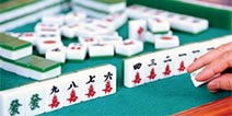 春节回乡见闻录，小镇年轻人们都在玩些什么?