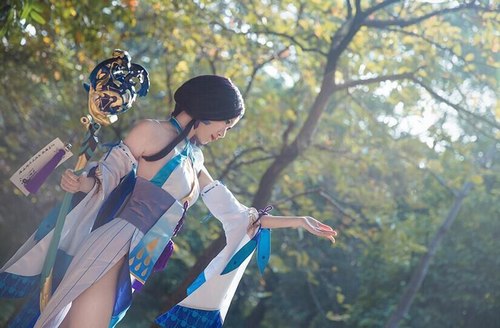 阴阳师八百比丘尼