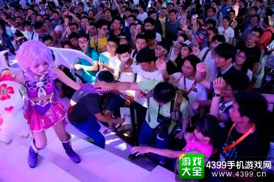 人头涌动