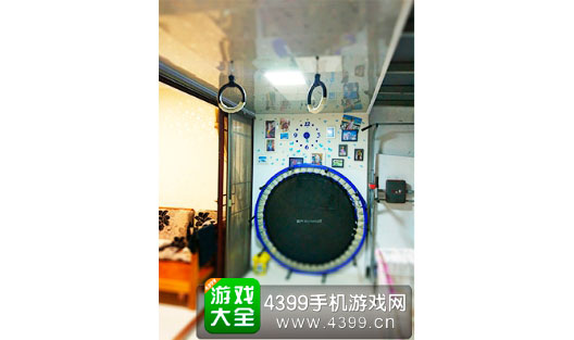 阳台上的健身器材
