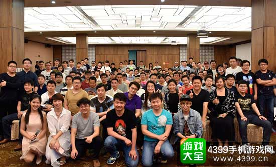 上海站活动合影