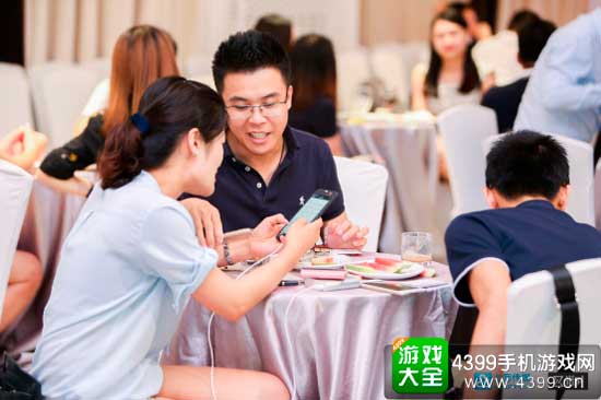气氛热烈