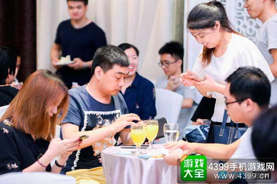 聚会