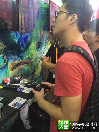 北通手柄携手海量游戏激战魔都ChinaJoy