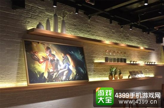网吧内美术作品