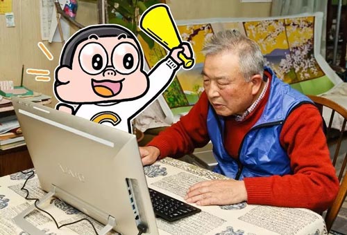 正在创作中的堀内辰男