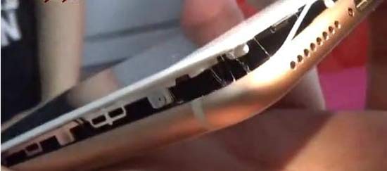 iPhone8 Plus充电时首次屏幕开裂 电池供应商或和三星相同