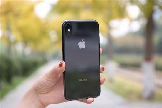 iPhone X一周狂卖千万台