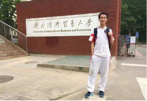 触手奇怪君:这个主播不仅不被家长封杀 还鼓励孩子看他直播