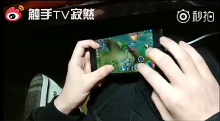 寂然放出了自己玩王者荣耀的视频