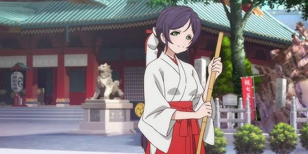 二次元“攻占”日本神社 “痛绘马”场面惊人