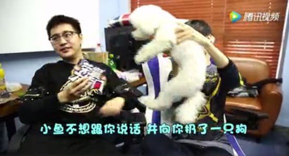 王者荣耀交际花、KPL泥石流 猪苗提督阿泰为拉票COS妲己!