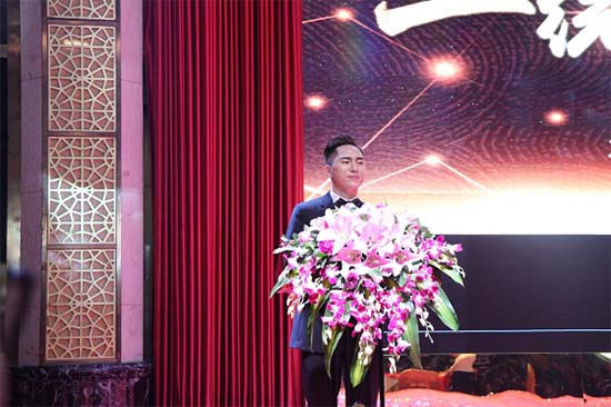"一统江湖，好玩霸业”好玩集团2017年度表彰盛典在深圳举行