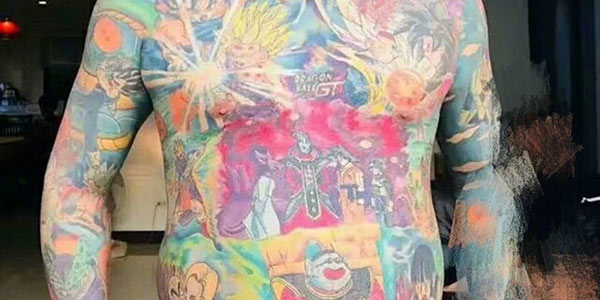 喜欢就把他纹在身上 《龙珠》真爱粉将各种角色纹满上身
