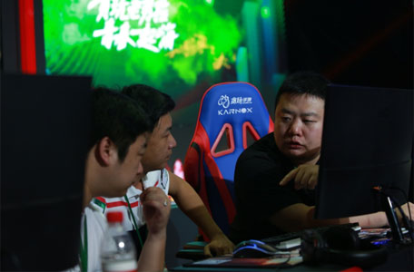 贪玩游戏嘉年华 3v3比赛